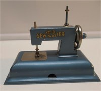 KAY AN EE SEW MASTER CHILDES METAL SEWING
