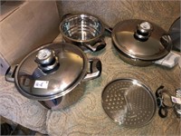 (2) Stainless Cookpans & Lids (New)