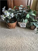 Silk Flowers - Longaberger Basket(Family Room)