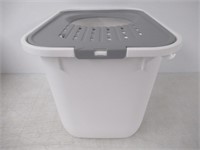 "As Is" IRIS USA Square Top Entry Cat Litter Box