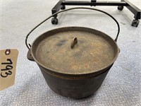 Cast Iron Footed Pot #10 w/Lid