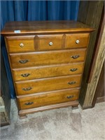 Nice Oak chest of drawers
