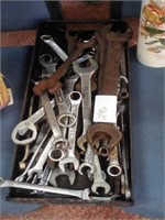 Box lot of wrenches
