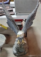 LARGE CONCRETE BALD EAGLE YARD ART STATUE