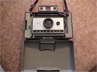 Vintage 320 Polaroid Camera