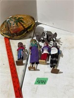 Cardboard, dolls, elephants, souvenir from Guam