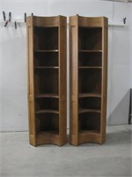 2 American Drew Corner Bookcase/ Shelf's See