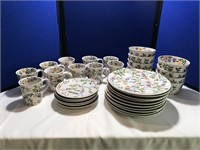 Selection of Floral Print Dishes (See Info)