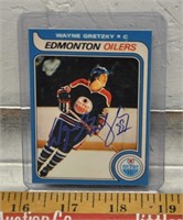 Wayne Gretzky rookie REPRINT card