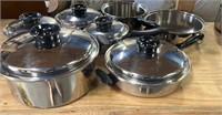 Very nice set of pots and pans very clean