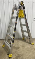 (CX) Gorilla Ladders 5.5’ Storage Size Ladder