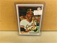 1977 Topps Willie McCovey #34 Card