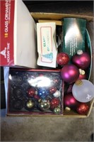 BL of Christmas Bulbs Items