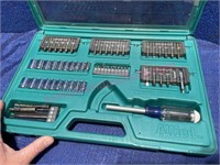Tool kit (green case) Allied