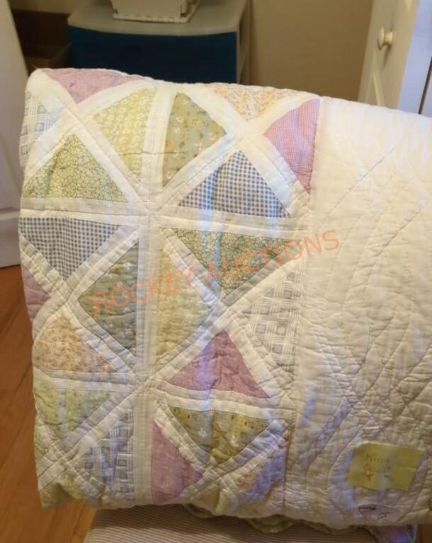 King sized bed quilt