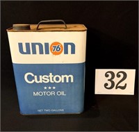 Union 76 Motor Oil Can