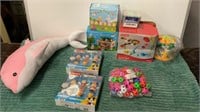 1 LOT ASSORTED ITEMS INCLUDING DOLPHIN STUFFED