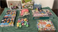 1 LOT ASSORTED TOYS INCLUDING MALL MADNESS BOARD