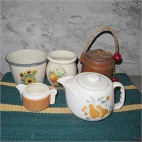 Tea Pots & Planters