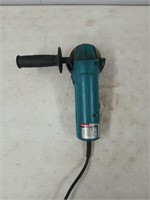 Makita 4 inch disc grinder model n9514b, works