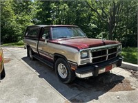 1992 Dodge D200 Truck