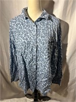 New Calvin Klein Blue print button top Sz L $80