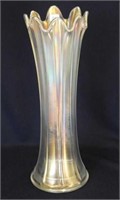 N's Thin Rib 13" midsize vase - white
