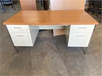 5 Drawer Large Metal Desk- Good Condition