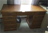 WOODEN DESK