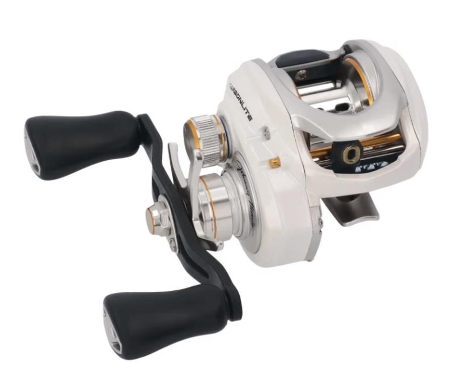 $129 Bass Pro Shops CarbonLite Baitcast Reel