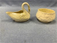 Lot of 2 pieces of Belleek pottery from Northern I