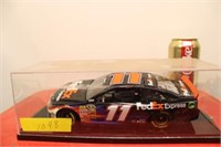 1:24 scale race car