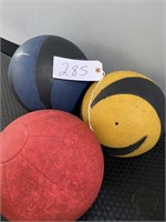 (3) medicine ball lot 10 lbs, 6 lbs, 6 lbs