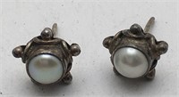 Silver Pearl Earrings