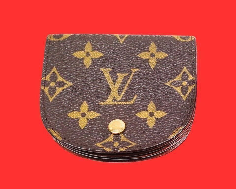 138 Louis Vuitton, Gucci, Chanel, Hermes