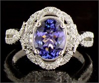 14kt Gold 2.14 ct Oval Tanzanite & Diamond Ring