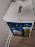 MOISTAIR 1700 HUMIDIFIER W/ BOX