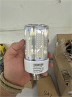 Lot of 2 very bright garage light bulbs