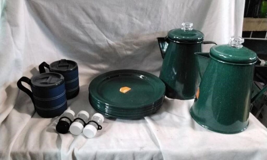Camping and outdoors Auction online only