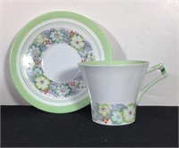 ROYAL ALBERT TEACUP & SAUCER DOROTHY