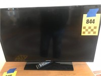 Samsung TV with Remote - 28 1/2 x 17"