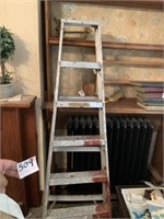 Aluminum Step Ladder