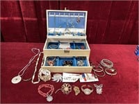 Vintage Jewelry Box & Contents - Note