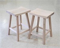 PAIR OF BROWN MAPLE BAR STOOLS