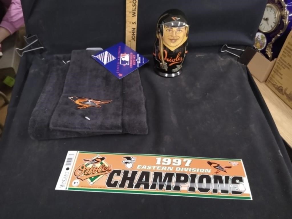 The official auction site of Orioles Auctions
