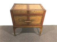 Atlas Covered Trunk Side Table