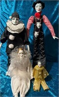K - LOT OF COLLECTIBLE  CLOWN DOLLS (L16)