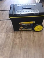 Like new  Stanley rolling  tool box