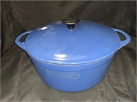 COUSANCES FRENCH DUTCH OVEN - NEVER USED -