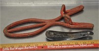 Vintage boot puller & shoe horn, see pics
